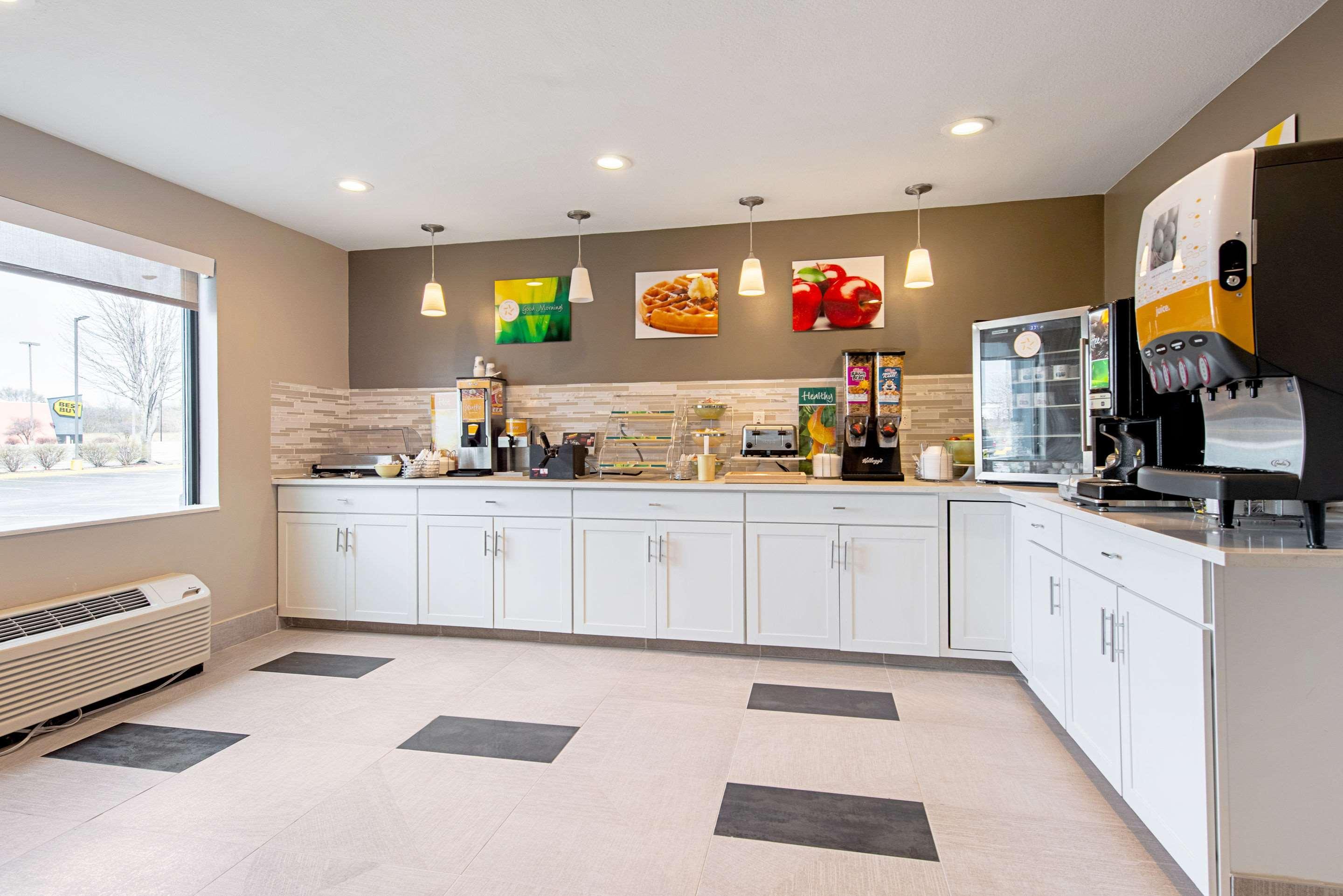Quality Inn Mishawaka Near Notre Dame Bagian luar foto