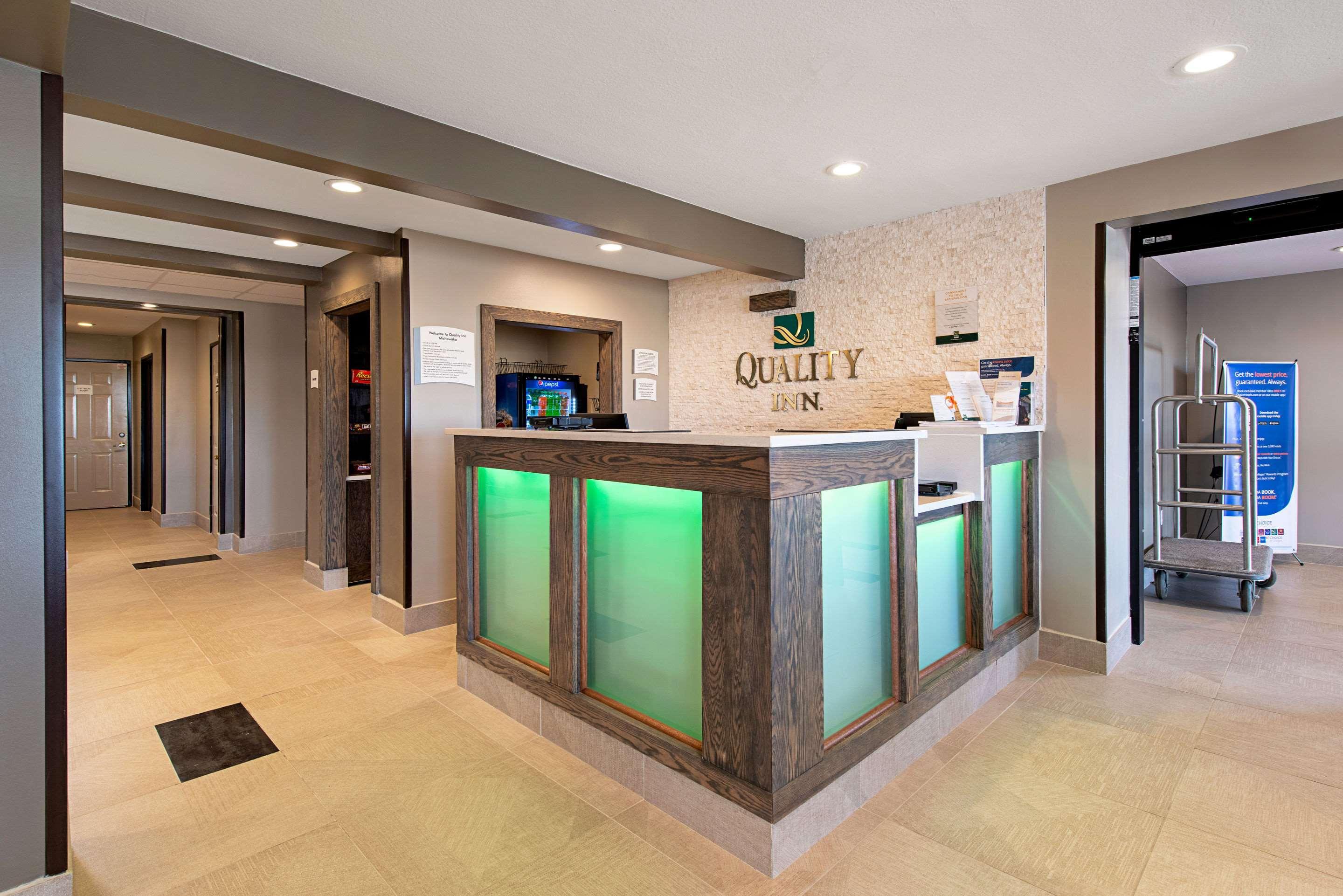 Quality Inn Mishawaka Near Notre Dame Bagian luar foto